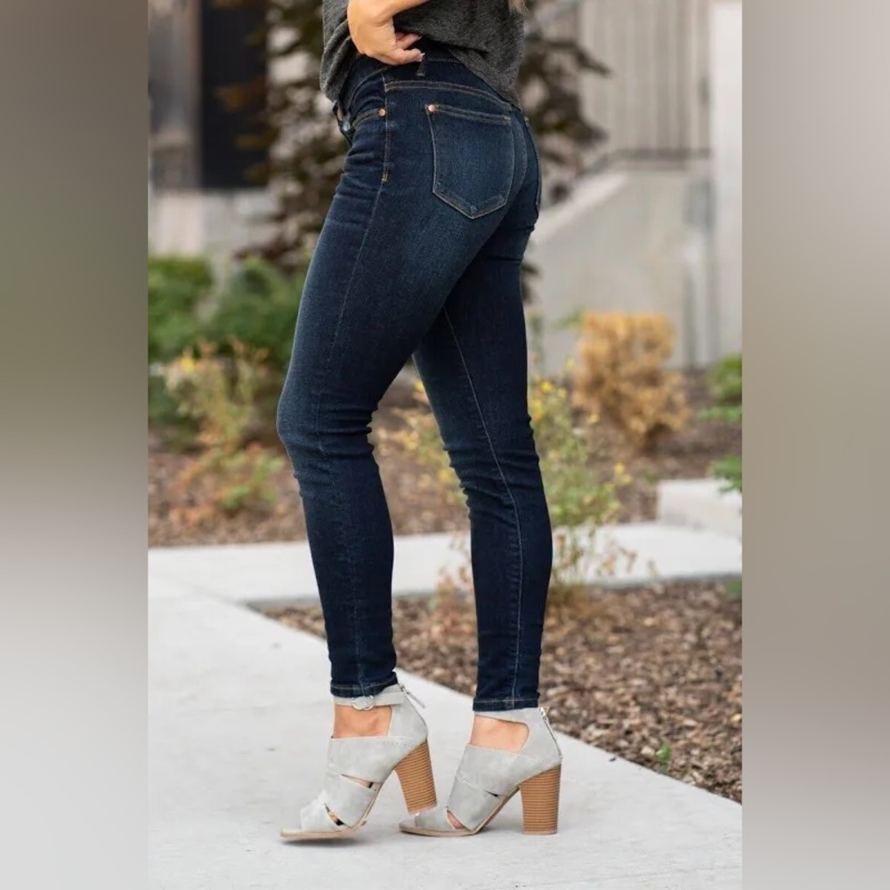 Judy Blue High Waisted Skinny Jeans Medium Blue Womens Size 0/24 NWT